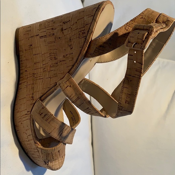 NWOT Nine West Cork platforms size 6 1/2 - Picture 4 of 7